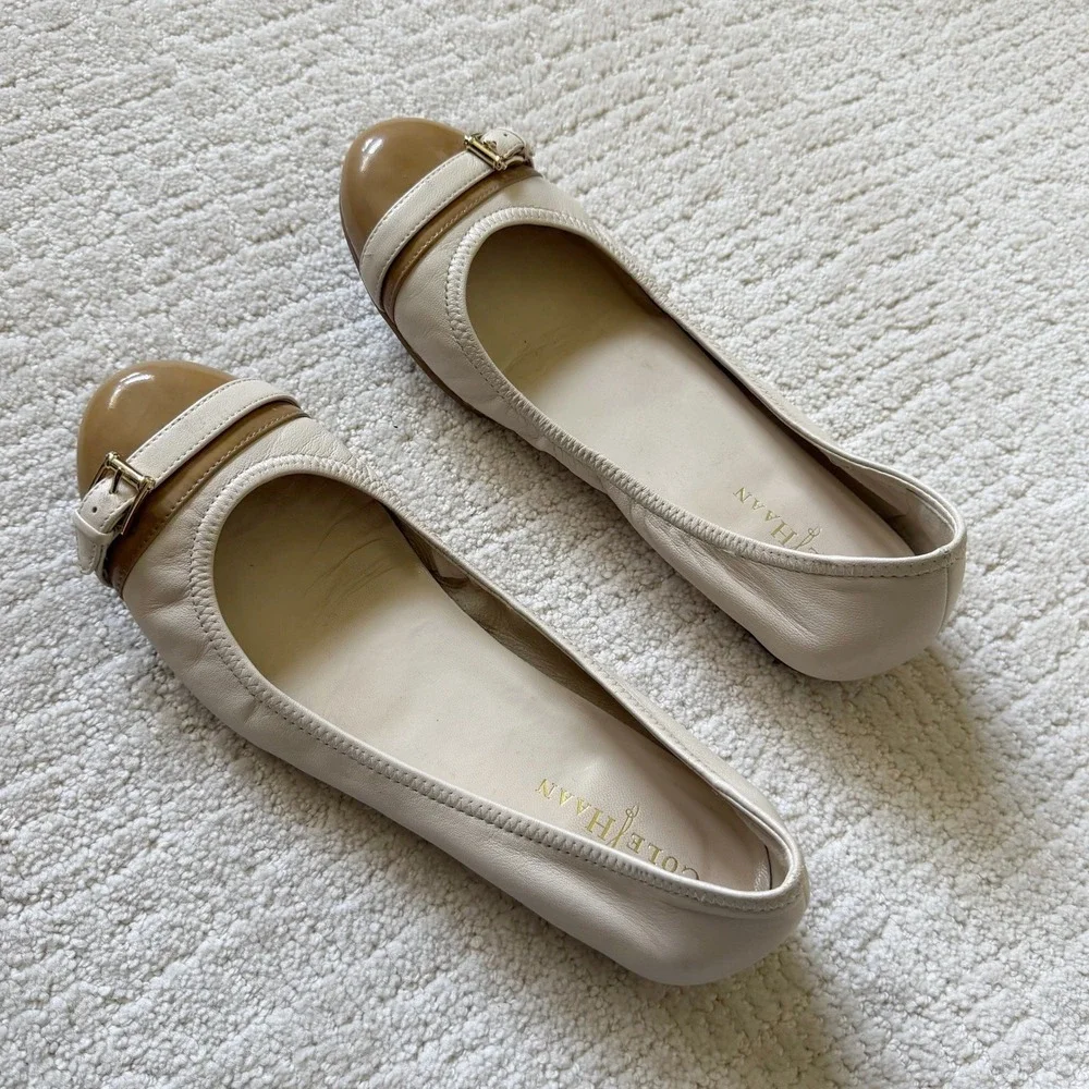 Cole Haan Nike Air Tali Ballet Flats Cream Tan Patent Cap Toe Buckle D37325 8.5